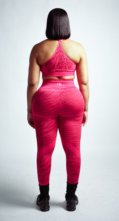 Model Back Pose With Auréline Sculpt Set - Plus size available