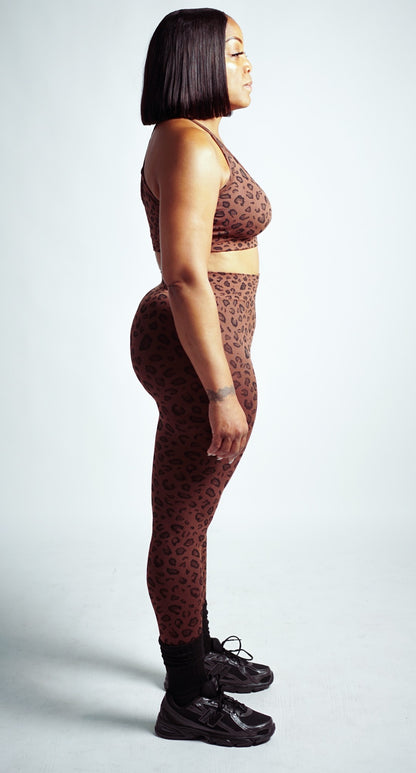 Maison Sauvage Set - Stylish Athleisure Wear for Women right point of view